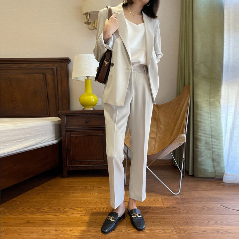 センタープレステーパードパンツ ボトムス レディース パンツ テーパードパンツ センタープレスパンツ スーツパンツ スラックス チノパンツ 9分丈パンツ ストレート 無地 白 茶色 オフホワイト ブラ
