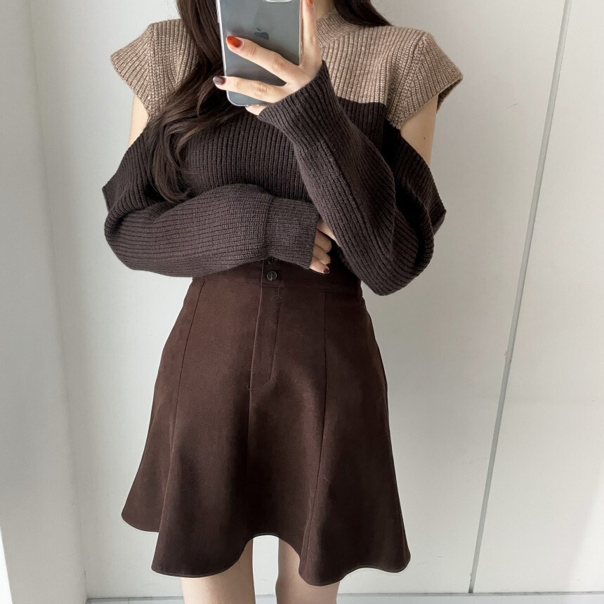 ニット レディース トップス セーター プルオーバー ワンサイズ フリーサイズ ダークブラウン 茶色 ブラック 黒 ネイビー 紺 大人カラー 秋カラー バイカラー 秋 冬 長袖 クルーネック カットア