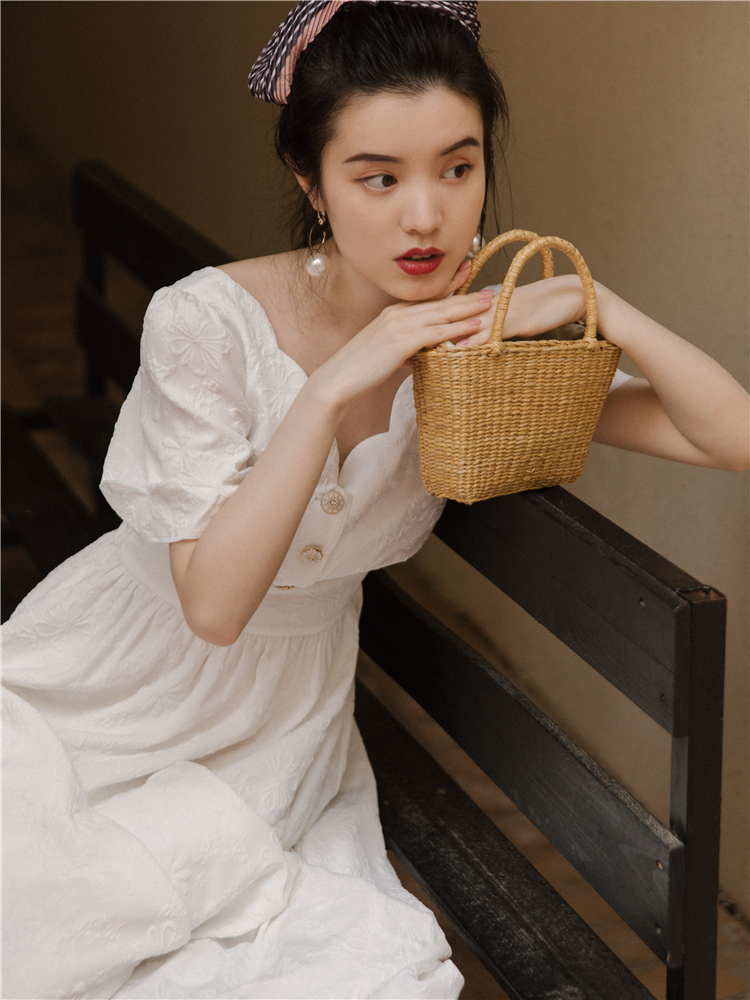 ワンピース ロングワンピース ロングドレスワンピース ホワイト ワンカラー S M L かわいい 大人可愛い きれいめ シンプル カジュアル 大人 上品 おしゃれ お洒落 かっこいい レトロ アジアン